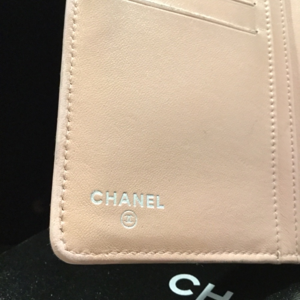 Chanel Lambskin Classic Bifold Long Wallet with Seasonal CC Logo - Picture 7 of 8